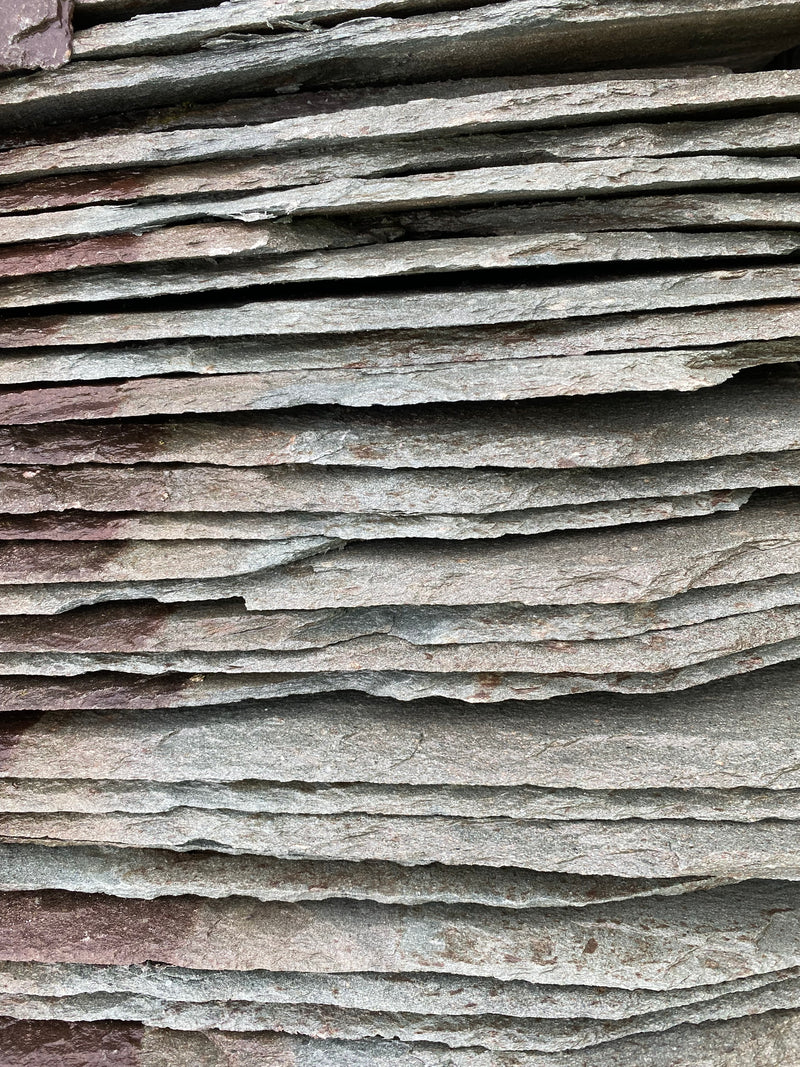 West Moreland random roof slates (20 X 10)