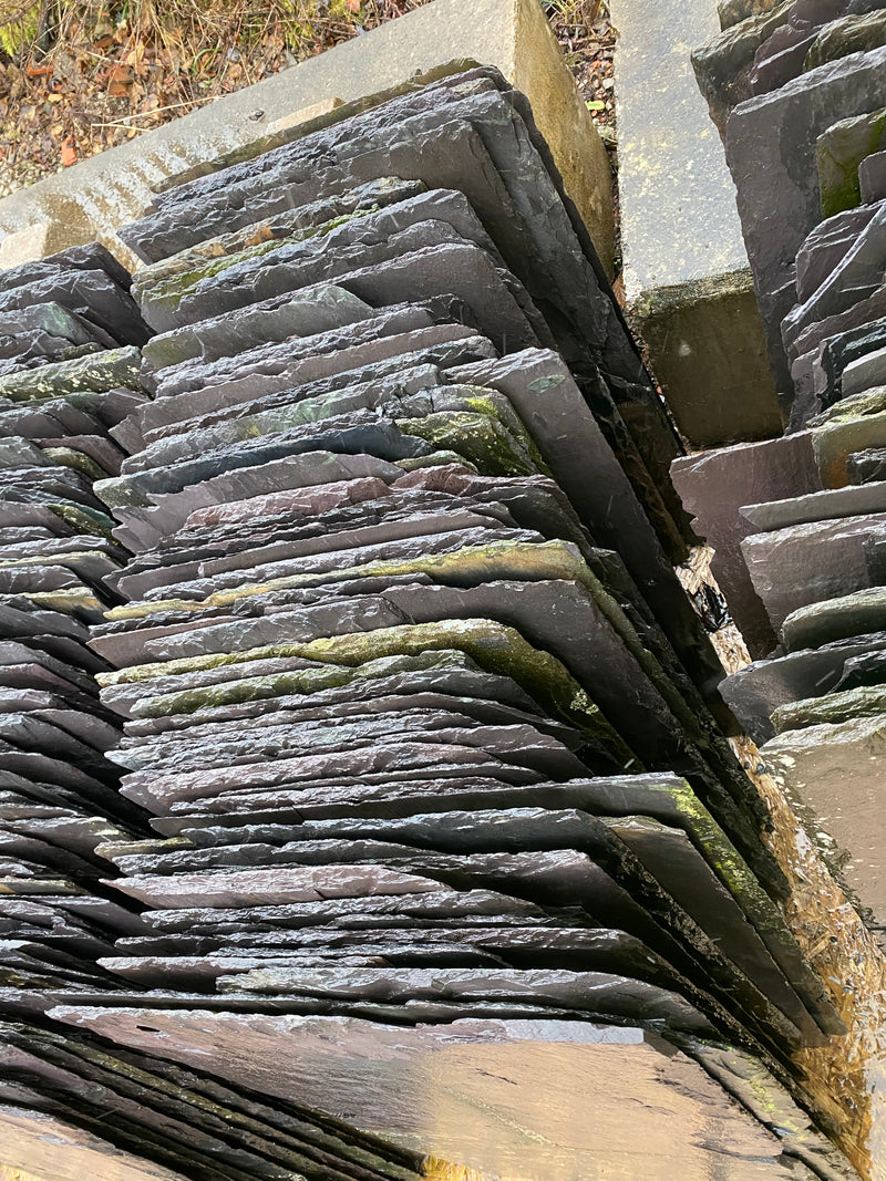 Welsh random tone roof slates (26 to 38 inch)