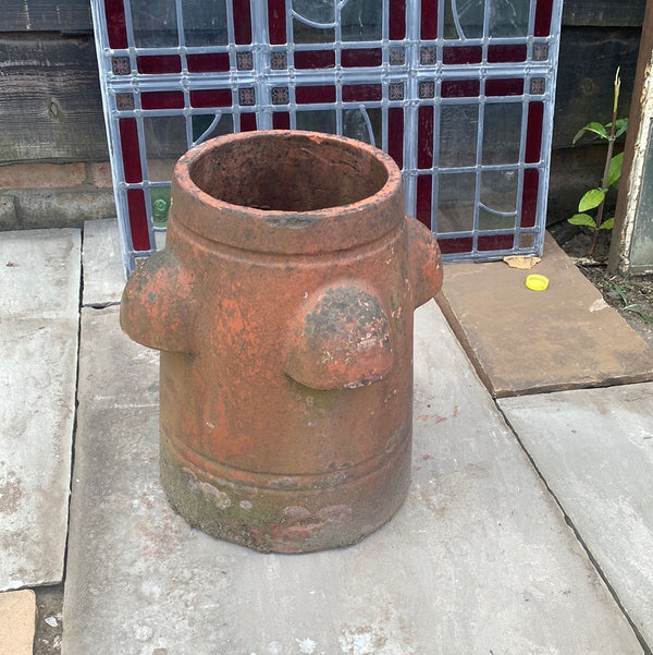 Reclaimed chimney pot