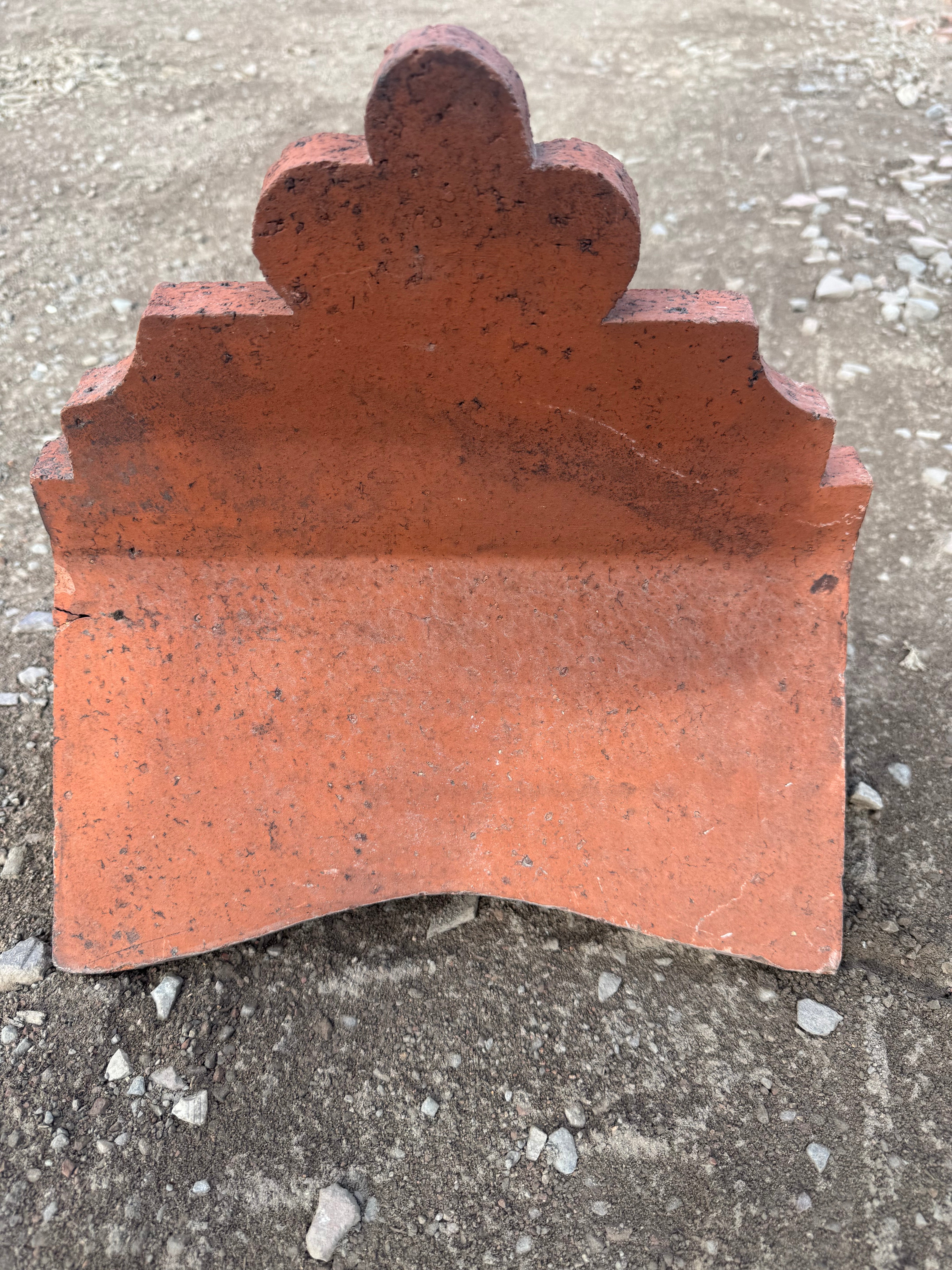 Reclaimed Red Decorative Thin Ridge Tile | Jim Wise