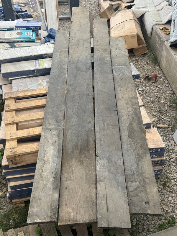 Reclaimed Old English oak floorboards (different sizes)