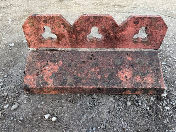 Concrete 3 hole club crested ridge
