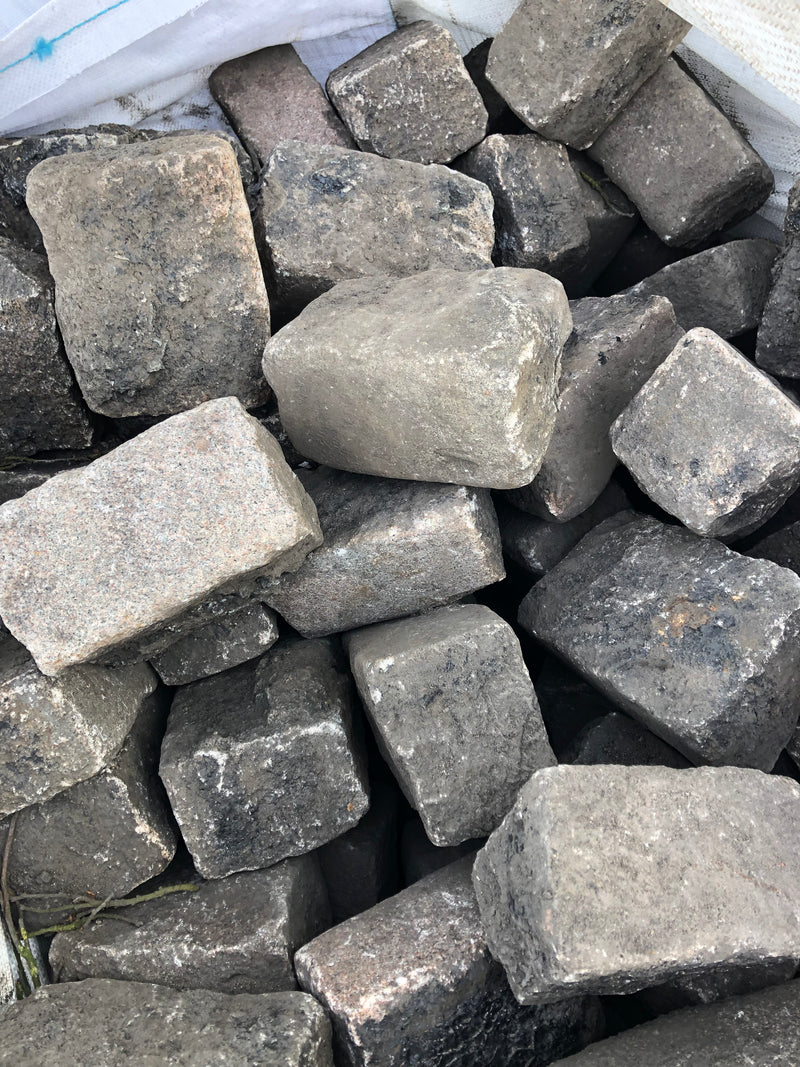 Image Natural Randem Granit Reclaimed Random Granite Setts | Jim Wise
